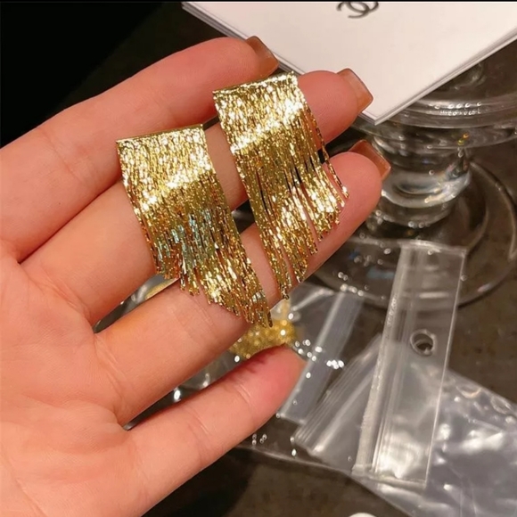 NEW, HOST PICK 😉👍Gold Dangle Glossy Earrings - Picture 2 of 2